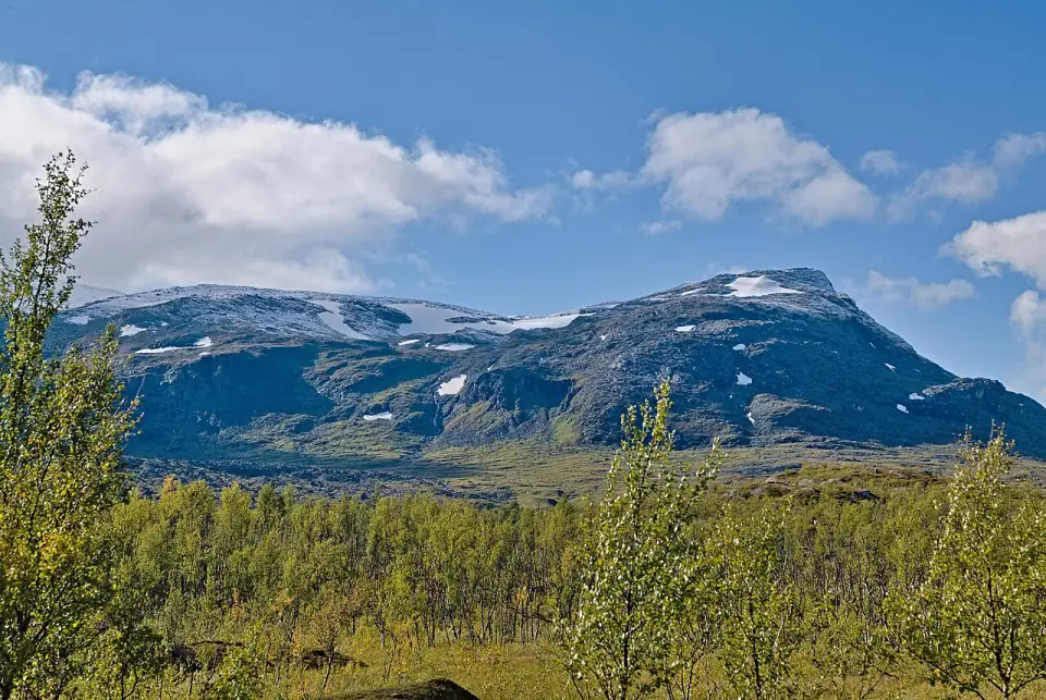 View from Låktatjåkka parking lot 2022-09-01 01