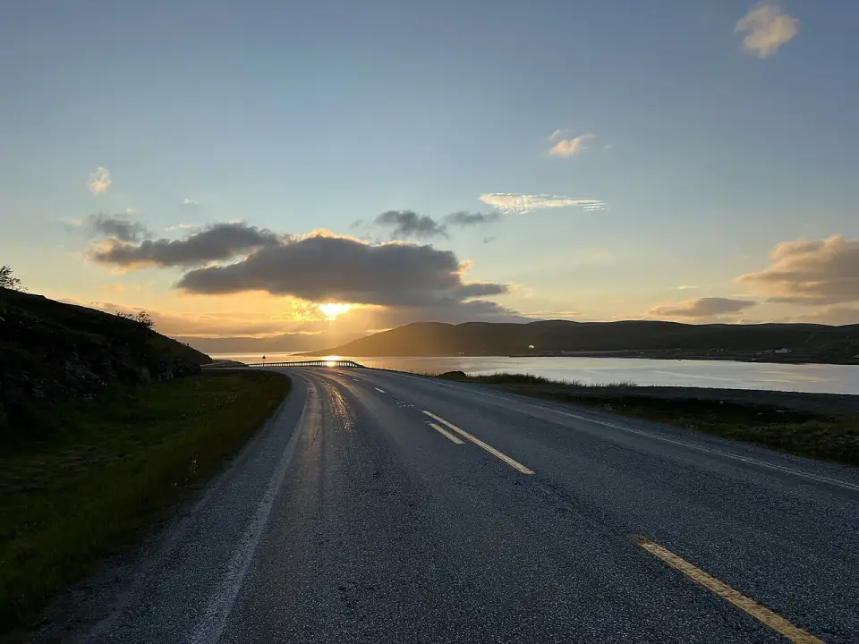 Finnmark Europastraße 69 lub 2025-07-17 Kåfjord